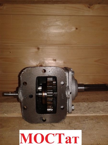Коробка отбора мощности /шлицевое/(короткий шток) (5-ти КПП) ГАЗ-3309(08)